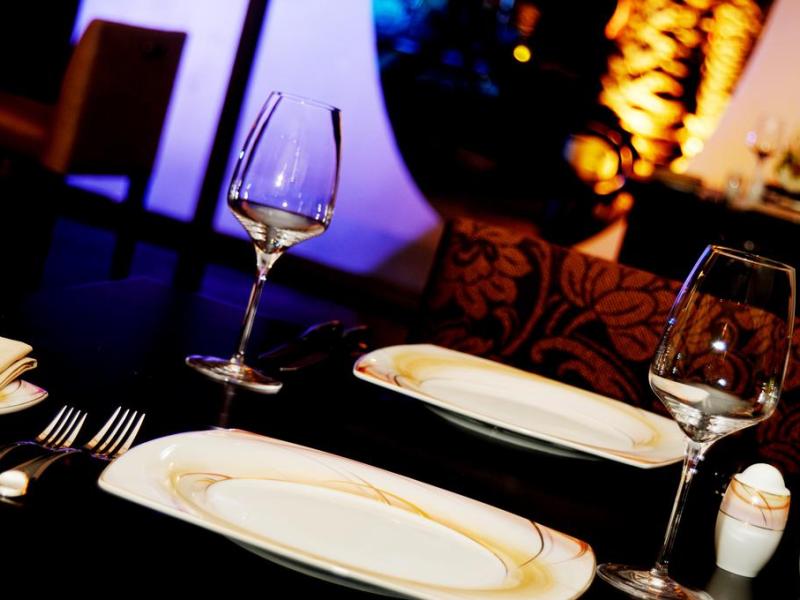 Dragon Hotel & Resort