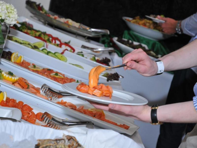 Dragon Hotel & Resort