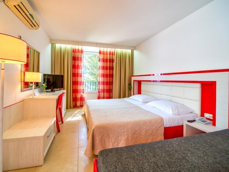 Slovenska Plaza Resort 4*
