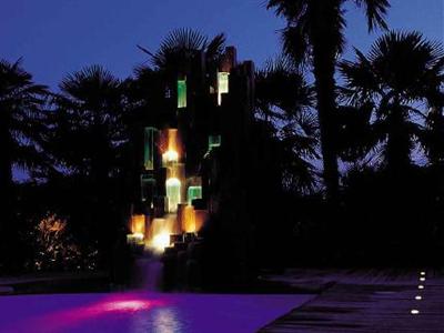 Color Hotel