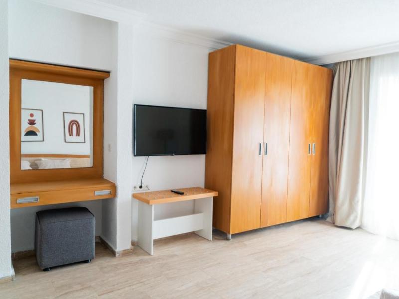 Ladonia Hotels Luna Beach Resort