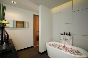 Отель Wings Phuket Villa by Two Villas Holiday Таиланд, пляж Лаян, фото 2