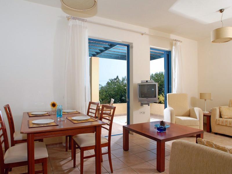 Akti Barbati Apartments 