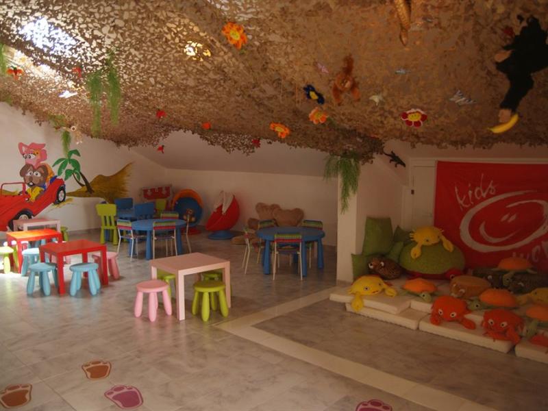 Sunshine Crete Village