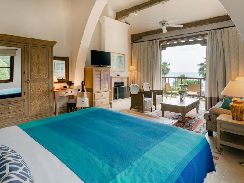 Columbia Beach Resort