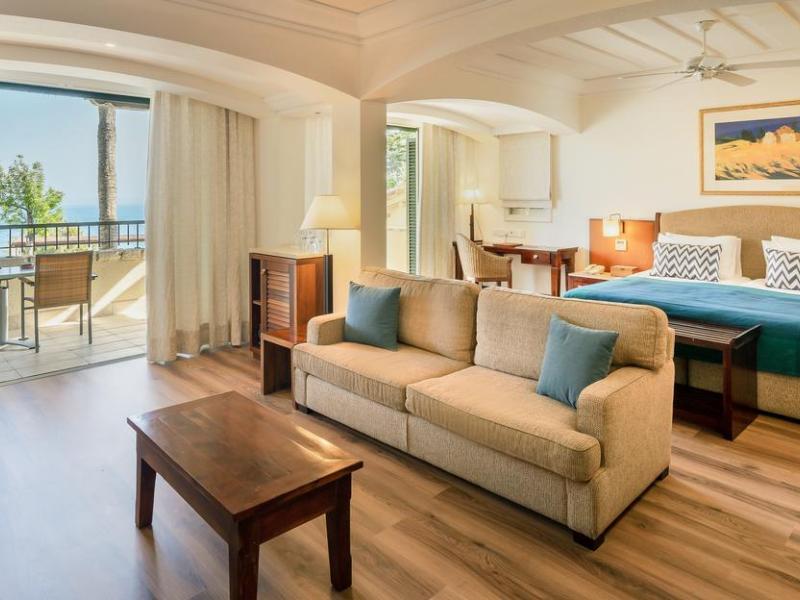 Columbia Beach Resort