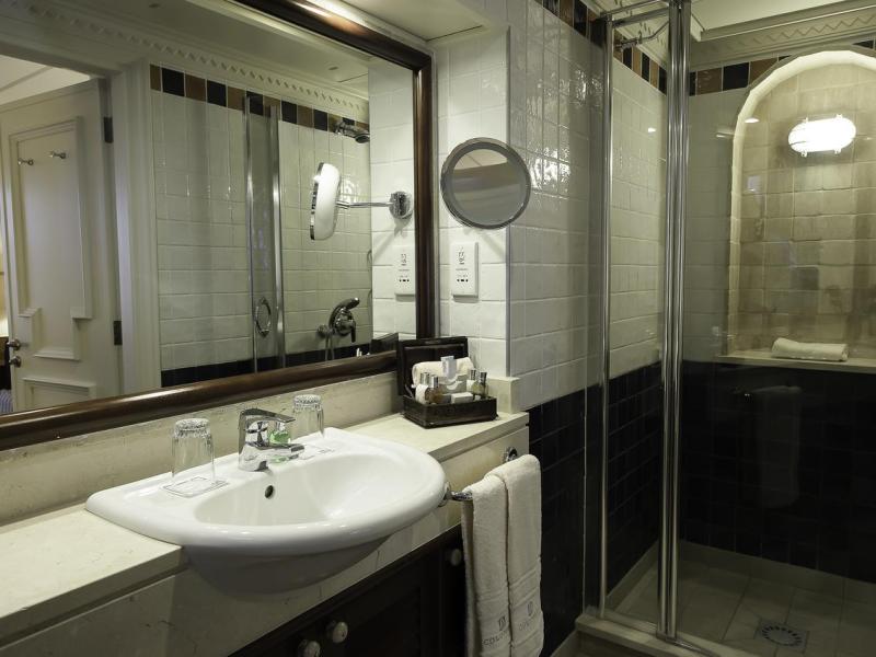 Columbia Beach Resort