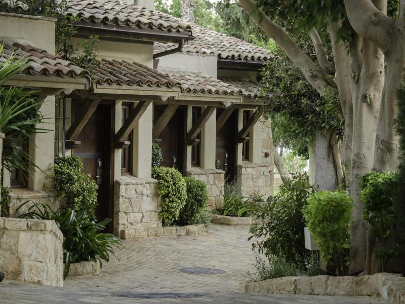 Columbia Beach Resort