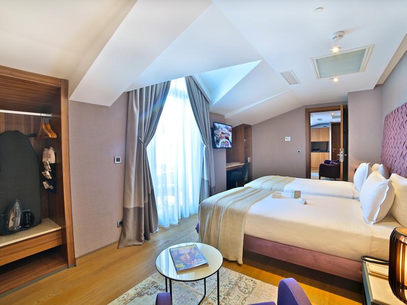 Dosso Dossi Hotels Downtown