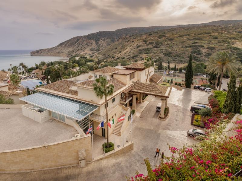 Columbia Beach Resort Pissouri