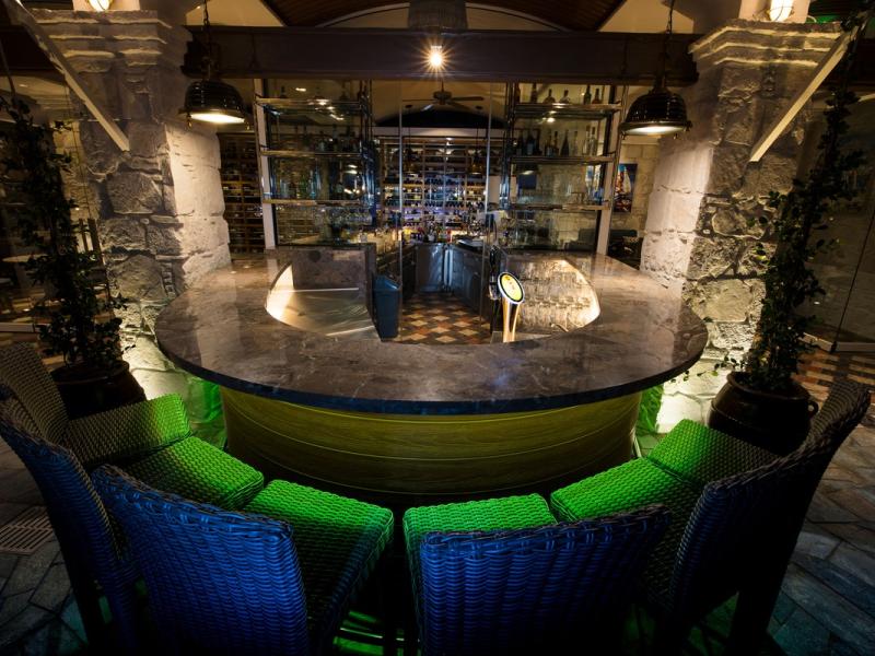 Columbia Beach Resort Pissouri