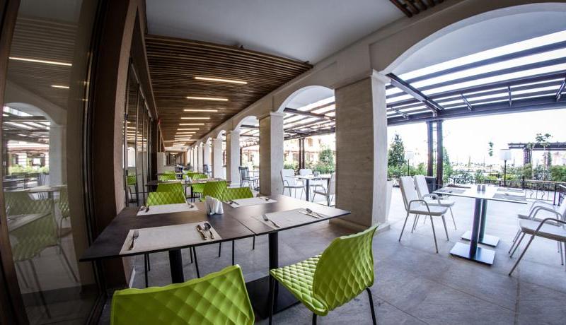 Premier Fort Beach Apartments