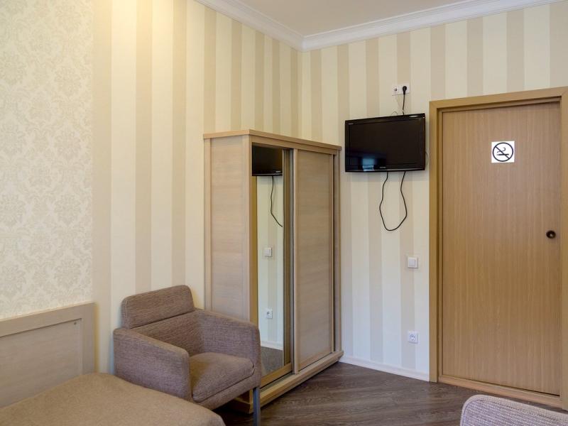 Ра Невский 44