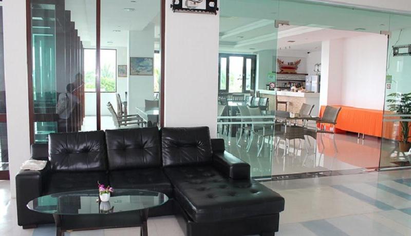 Grand Hill Residence
