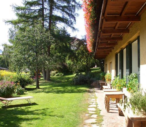 AppartChalet La Rondula & Garden