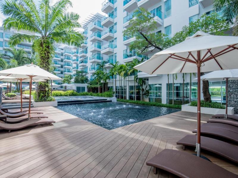 Fishermen`s Harbour Urban Resort