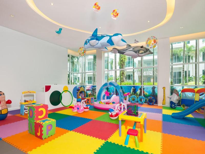 Fishermen`s Harbour Urban Resort