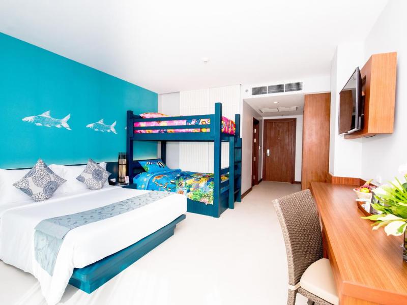 Fishermen`s Harbour Urban Resort