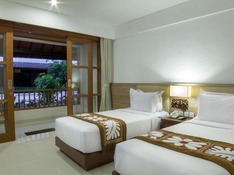 RedDoorz @ Raya Pantai Kuta