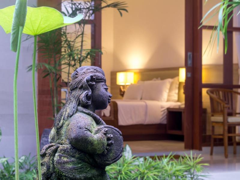 RedDoorz @ Raya Pantai Kuta