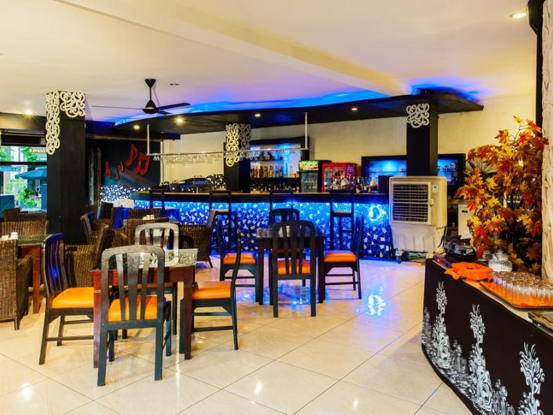 RedDoorz @ Raya Pantai Kuta