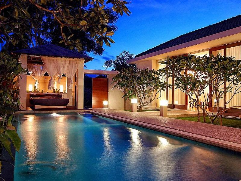 The Wangsa Hotel & Villas