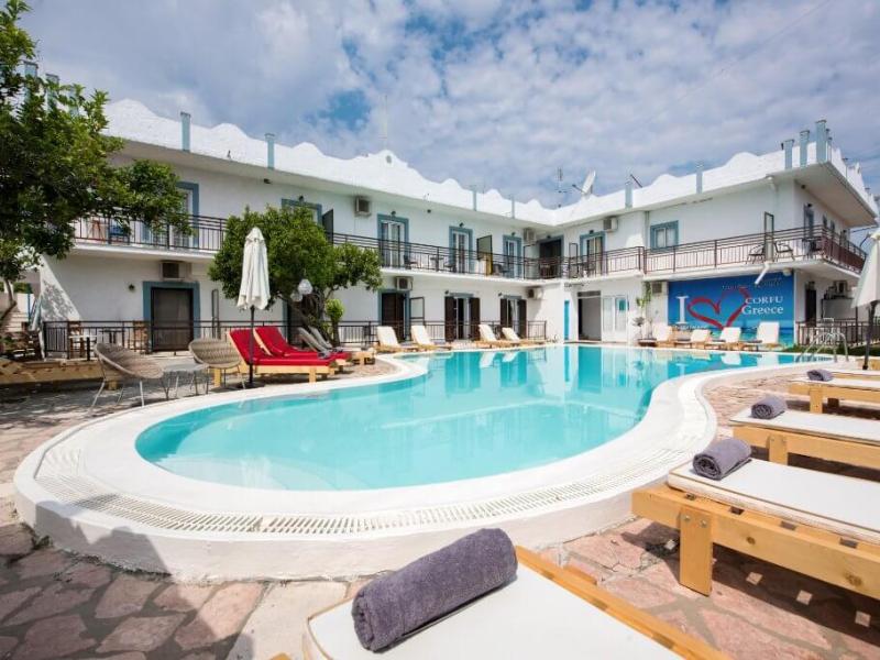 Aquarius Beach Aparthotel