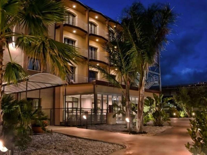 Viola Palace Hotel