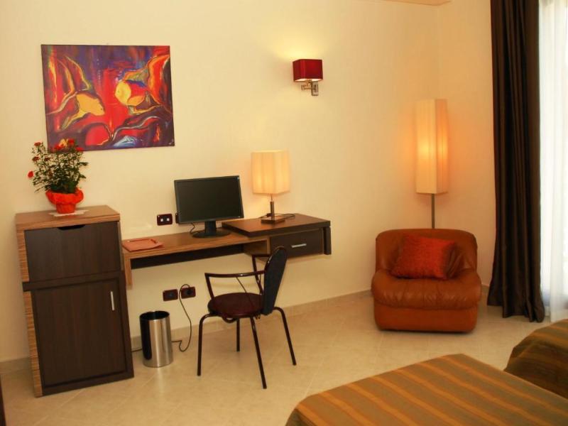 Viola Palace Hotel