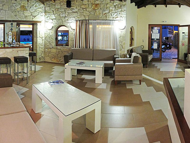 Royal Hotel and Suites