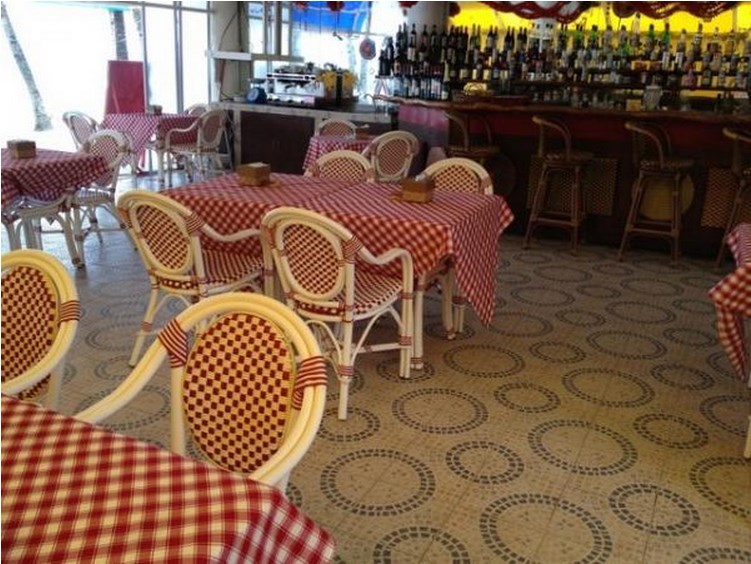 Alla Luna Rossa Beach Hotel