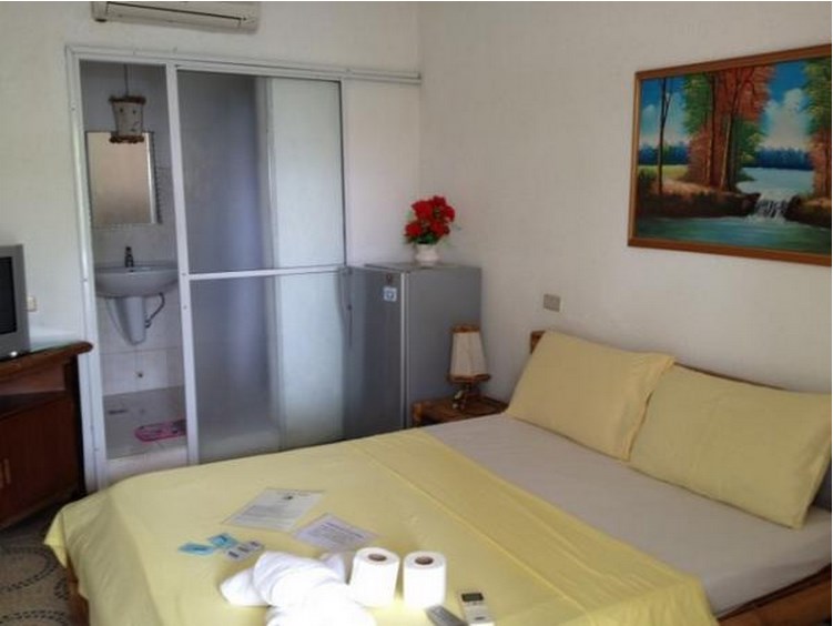 Alla Luna Rossa Beach Hotel