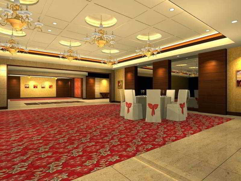 DS Clarks Inn Gurgaon