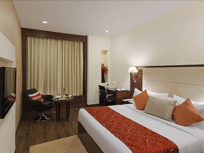 DS Clarks Inn Gurgaon