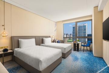 Отель Hualuxe Shanghai Changfeng Park by IHG  Китай, Шанхай, фото 27