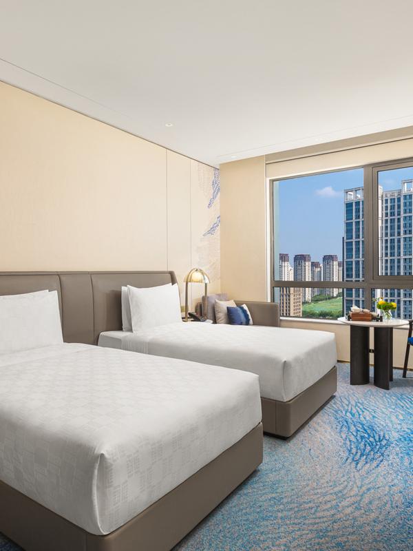 Hualuxe Shanghai Changfeng Park by IHG 
