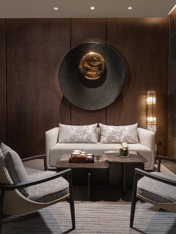 Hualuxe Shanghai Changfeng Park by IHG 