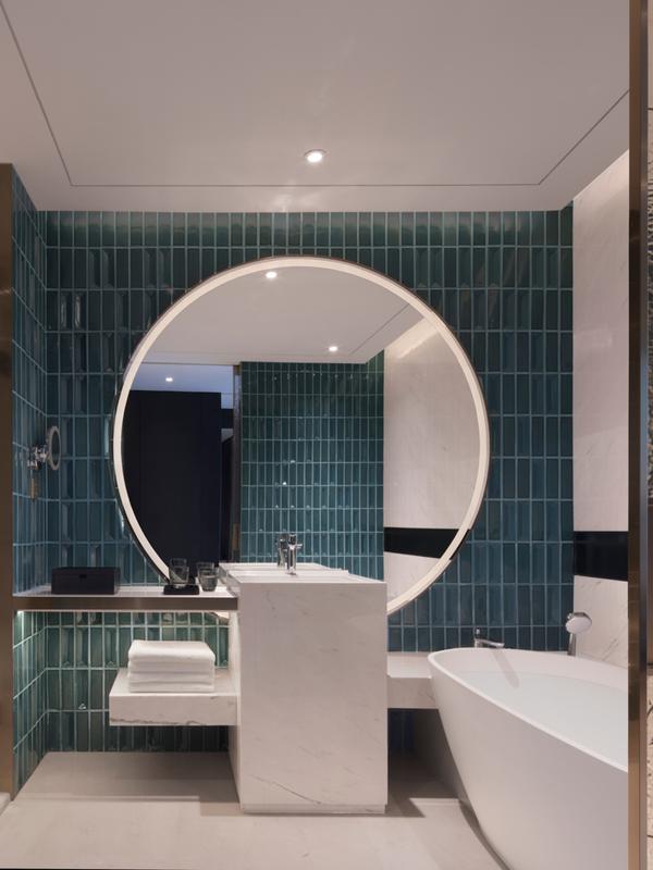 Hualuxe Shanghai Changfeng Park by IHG 