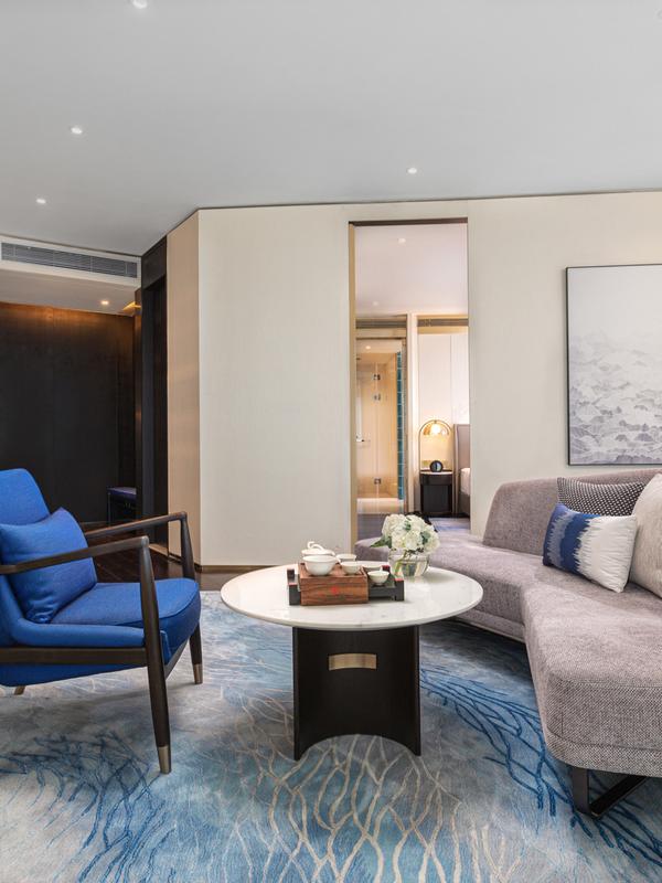 Hualuxe Shanghai Changfeng Park by IHG 