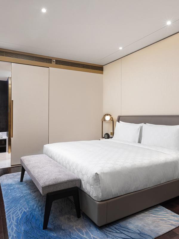 Hualuxe Shanghai Changfeng Park by IHG 