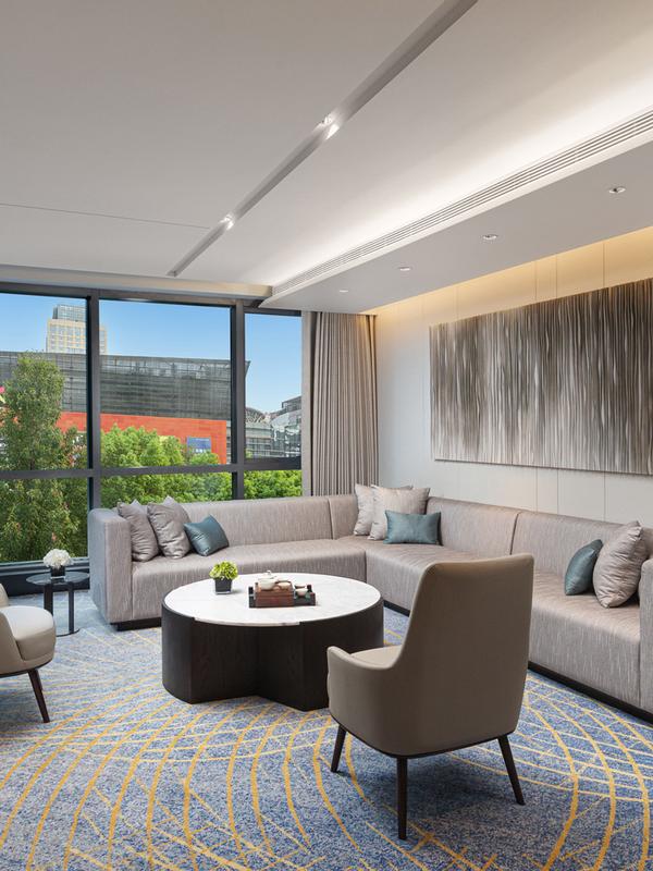 Hualuxe Shanghai Changfeng Park by IHG 