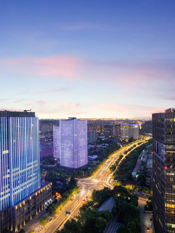 Hualuxe Shanghai Changfeng Park by IHG 