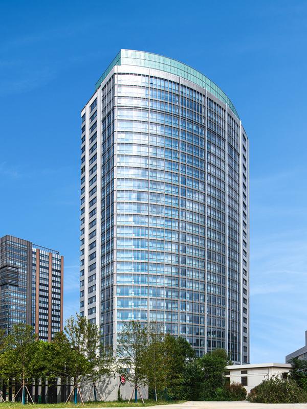 Hualuxe Shanghai Changfeng Park by IHG 