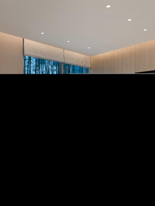 Hualuxe Shanghai Changfeng Park by IHG 