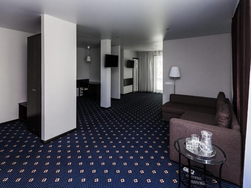 Парк-отель АЯ