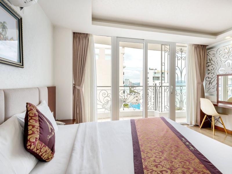 Paris Nha Trang Hotel