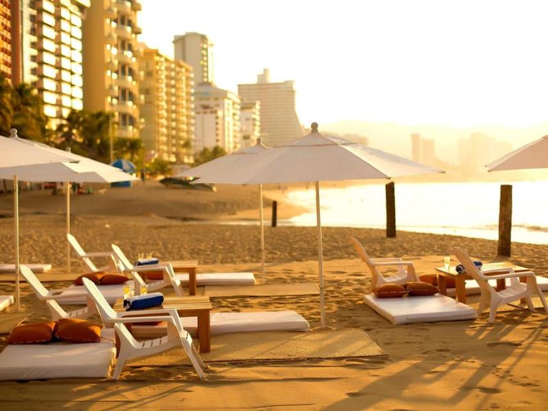Krystal Beach Acapulco