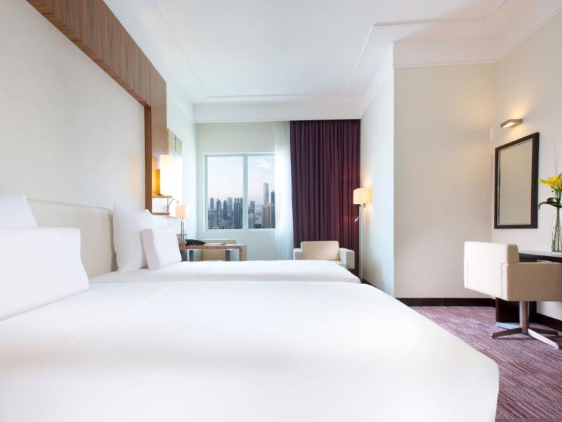 Pullman Dubai Jumeirah Lakes Towers - Hotel & Residence