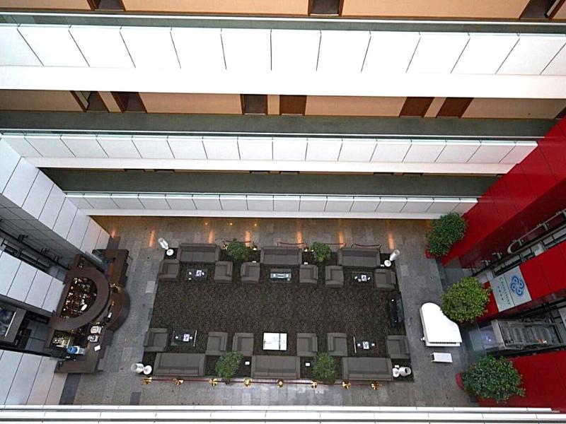Crossway Hotel