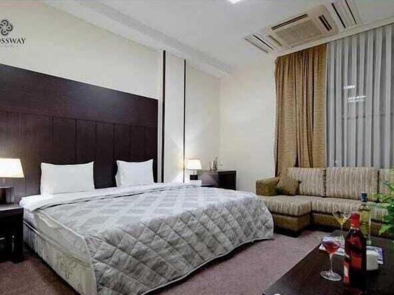 Crossway Hotel